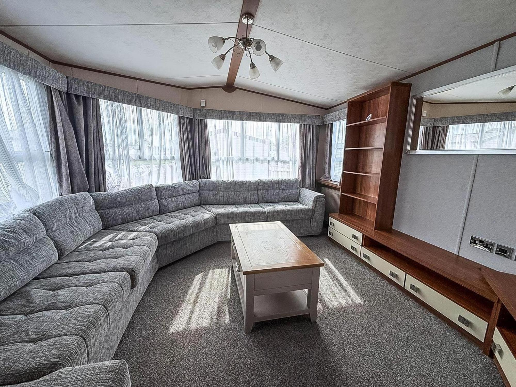 Lovely 8 Berth Caravan At Sunnydale In Lincolnshire Ref 35239S Лаут Екстериор снимка